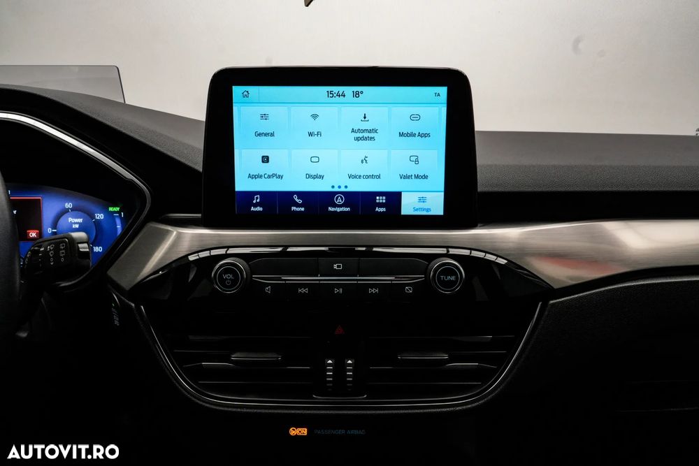 Ford Kuga 2.5 Duratec PHEV TITANIUM - 21