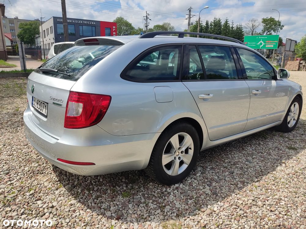 Skoda Superb 1.6 TDI Ambition Greenline - 5