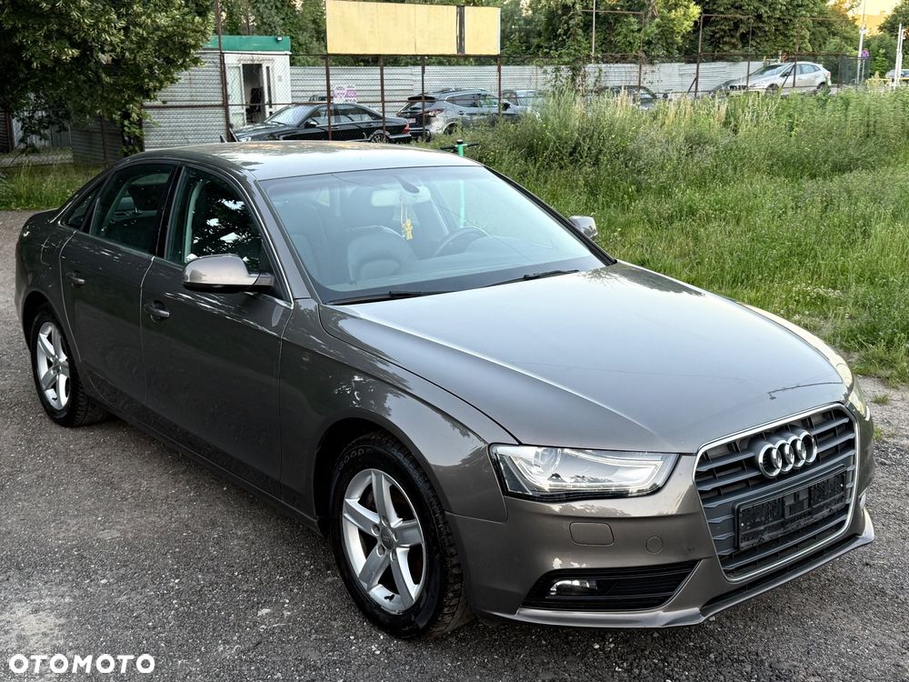 Audi A4 Limousine 2.0 TDI DPF multitronic Attraction - 2