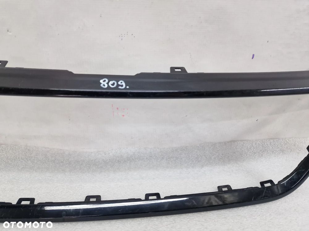 SEAT ATECA 575 16- ATRAPA / GRILL PRZEDNI PRZÓD / RAMKA CZARNA , NR 575854643C , NR AUKCJI GL809 - 7