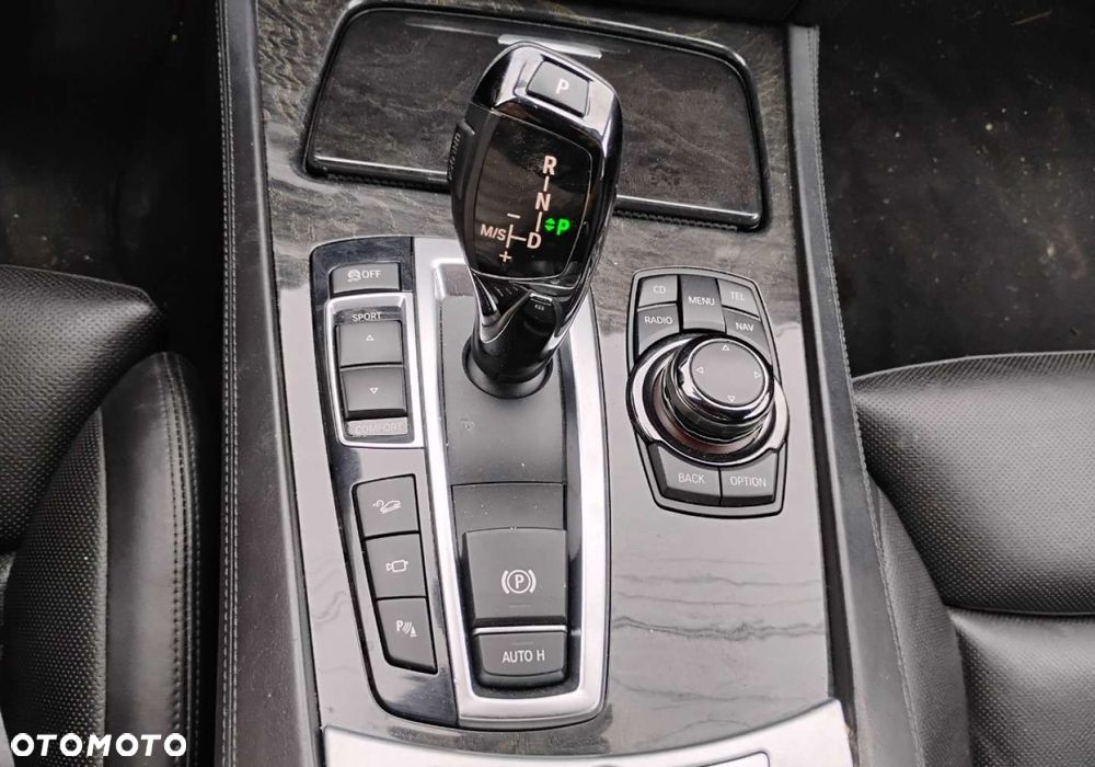 BMW Seria 7 - 22