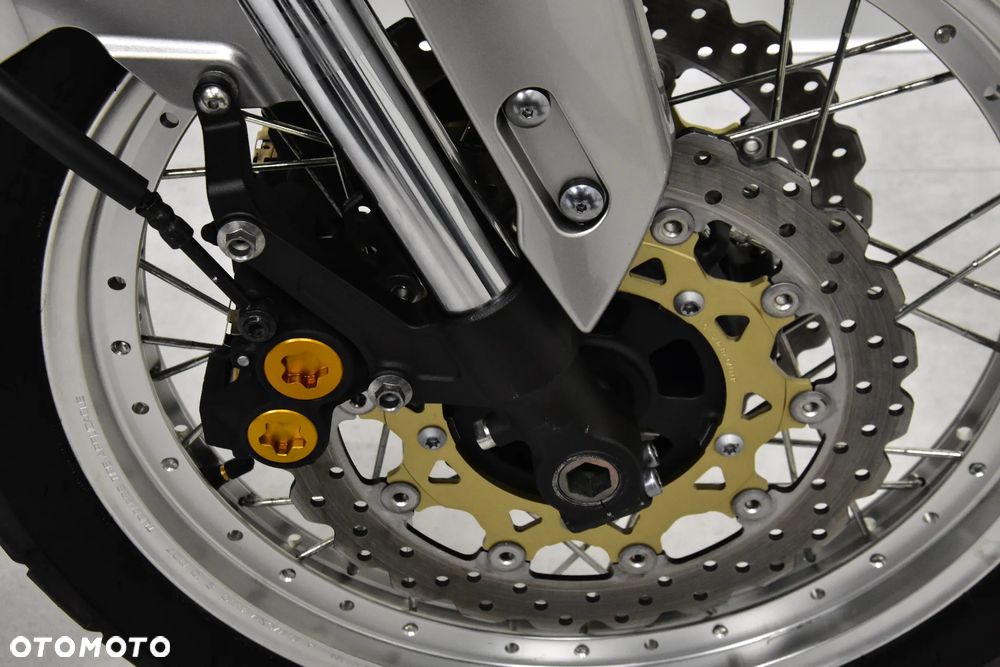 Yamaha Super Tenere - 26