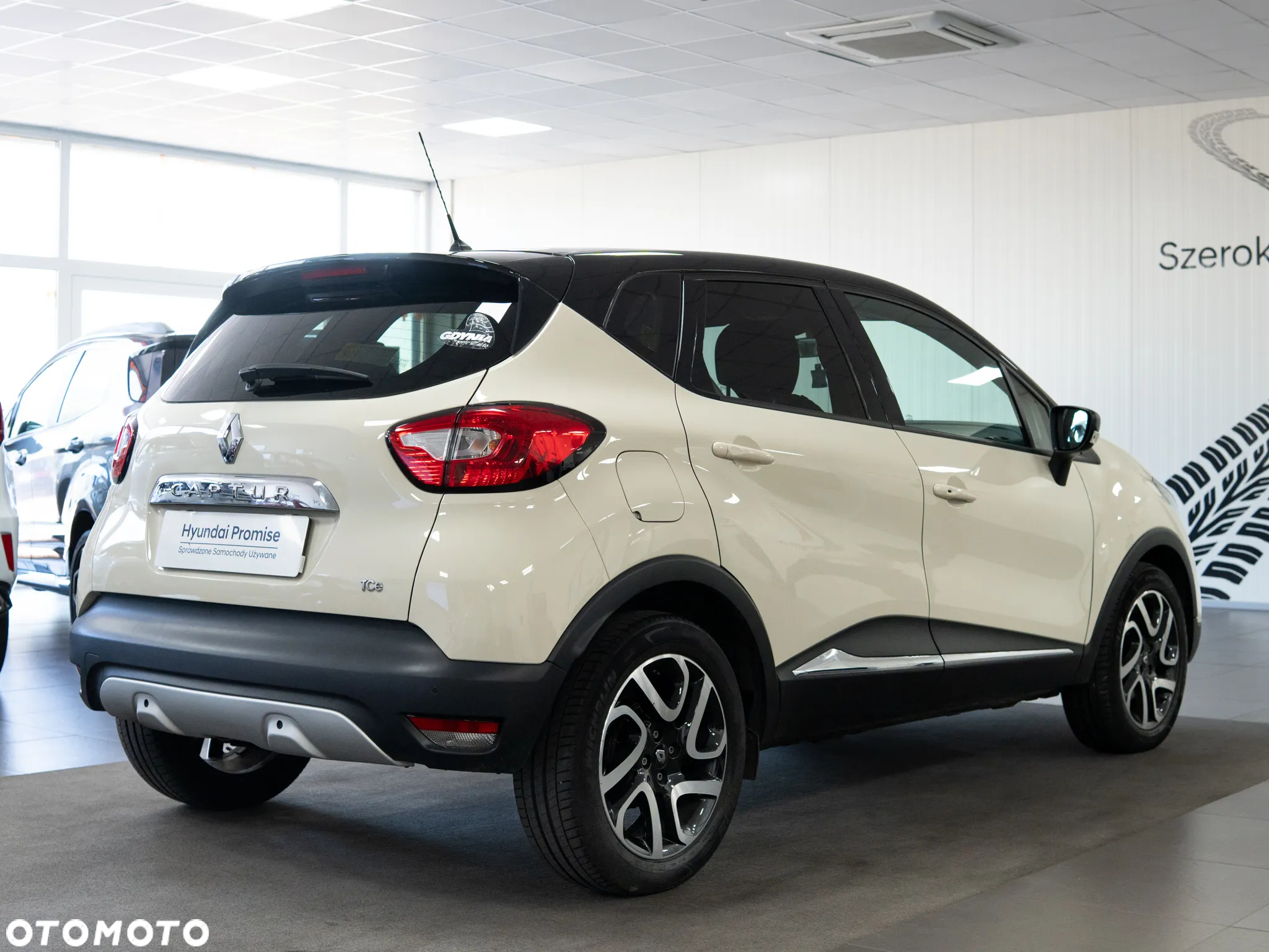 Renault Captur - 6