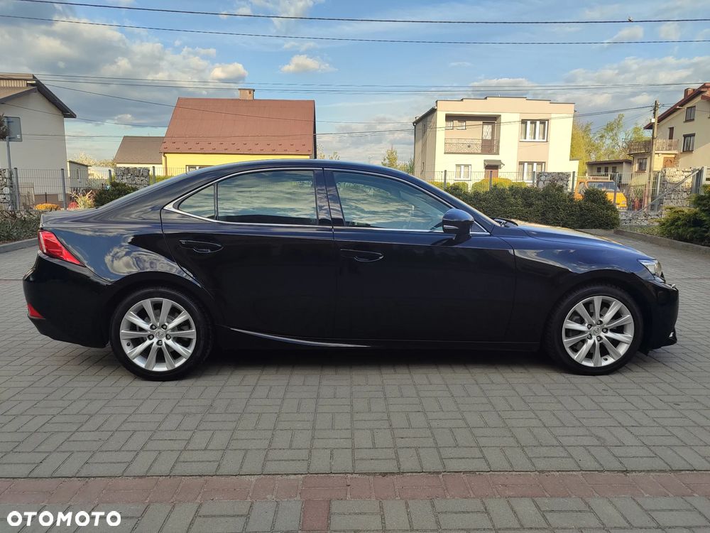 Lexus IS 200t Elite - 5