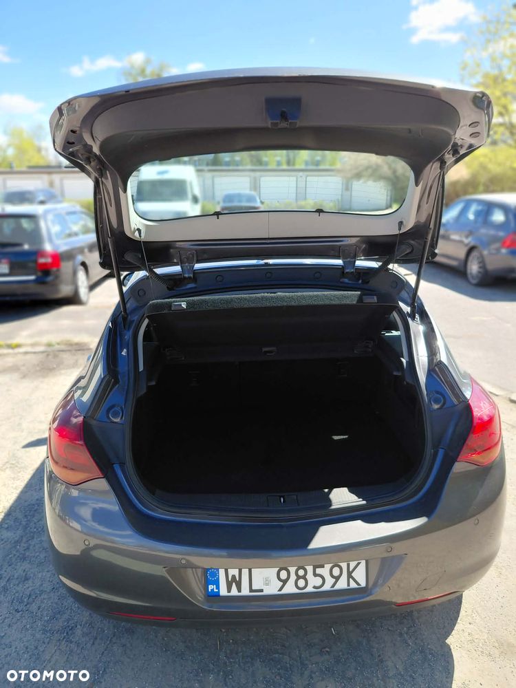 Opel Astra 1.7 CDTI DPF Cosmo - 7