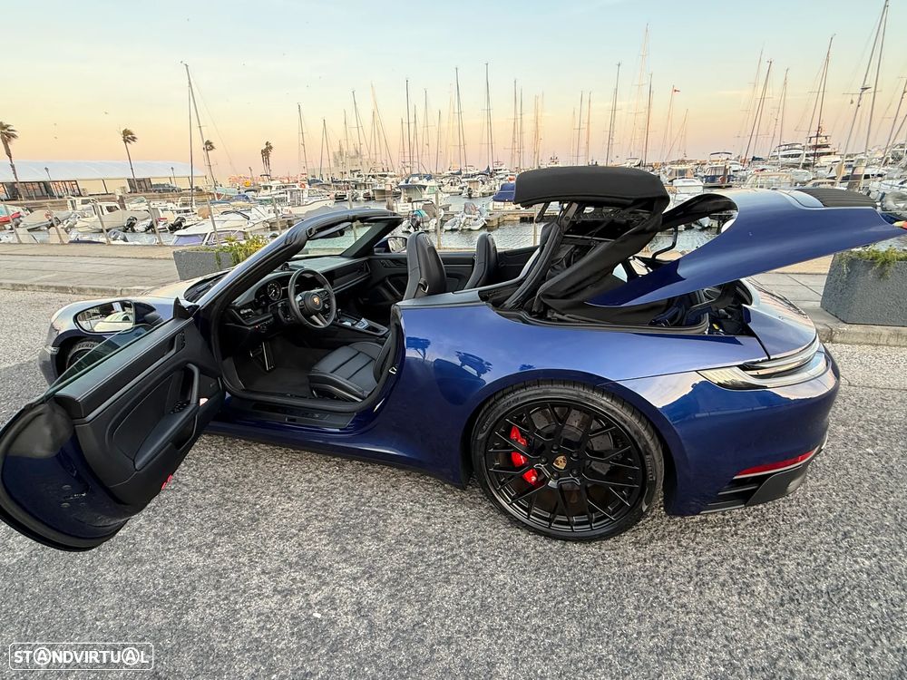 Porsche 911 (992) Carrera Cabrio 4 GTS PDK - 16