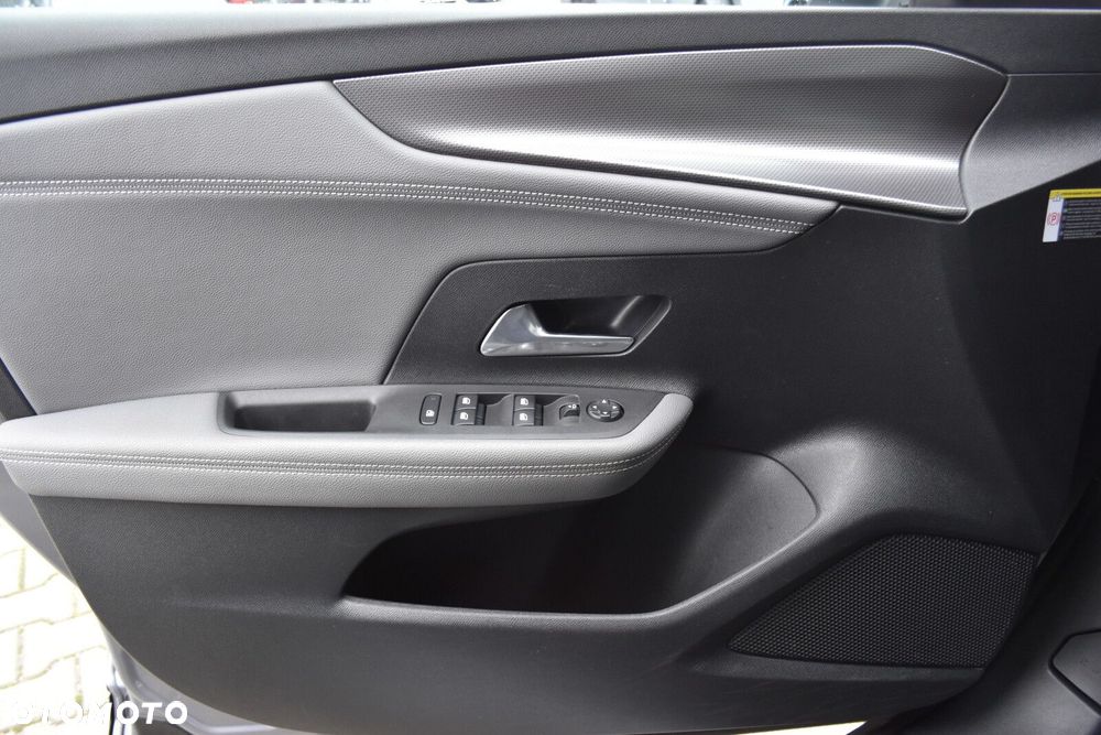 Opel Mokka 1.2 T Edition S&S - 25