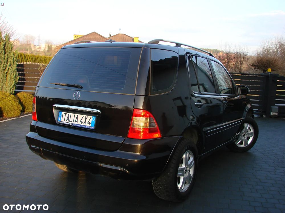 Mercedes-Benz ML - 11