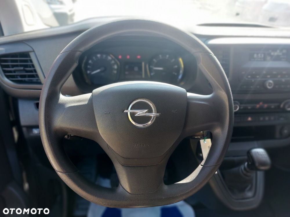 Opel Vivaro - 16