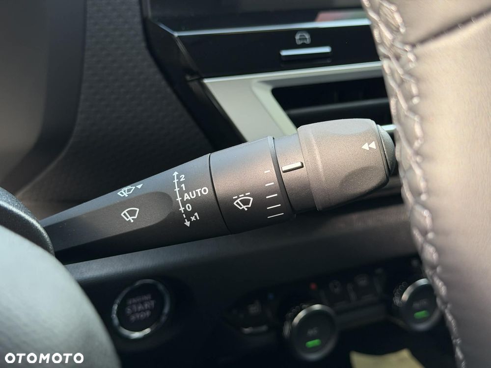 Citroën C4X 1.2 mHEV Max eDCT6 - 12