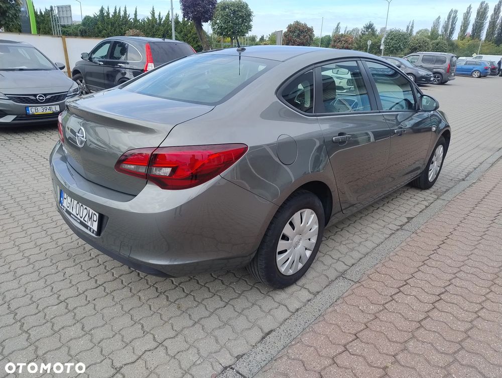 Opel Astra 1.4 T S&S EU6 - 4