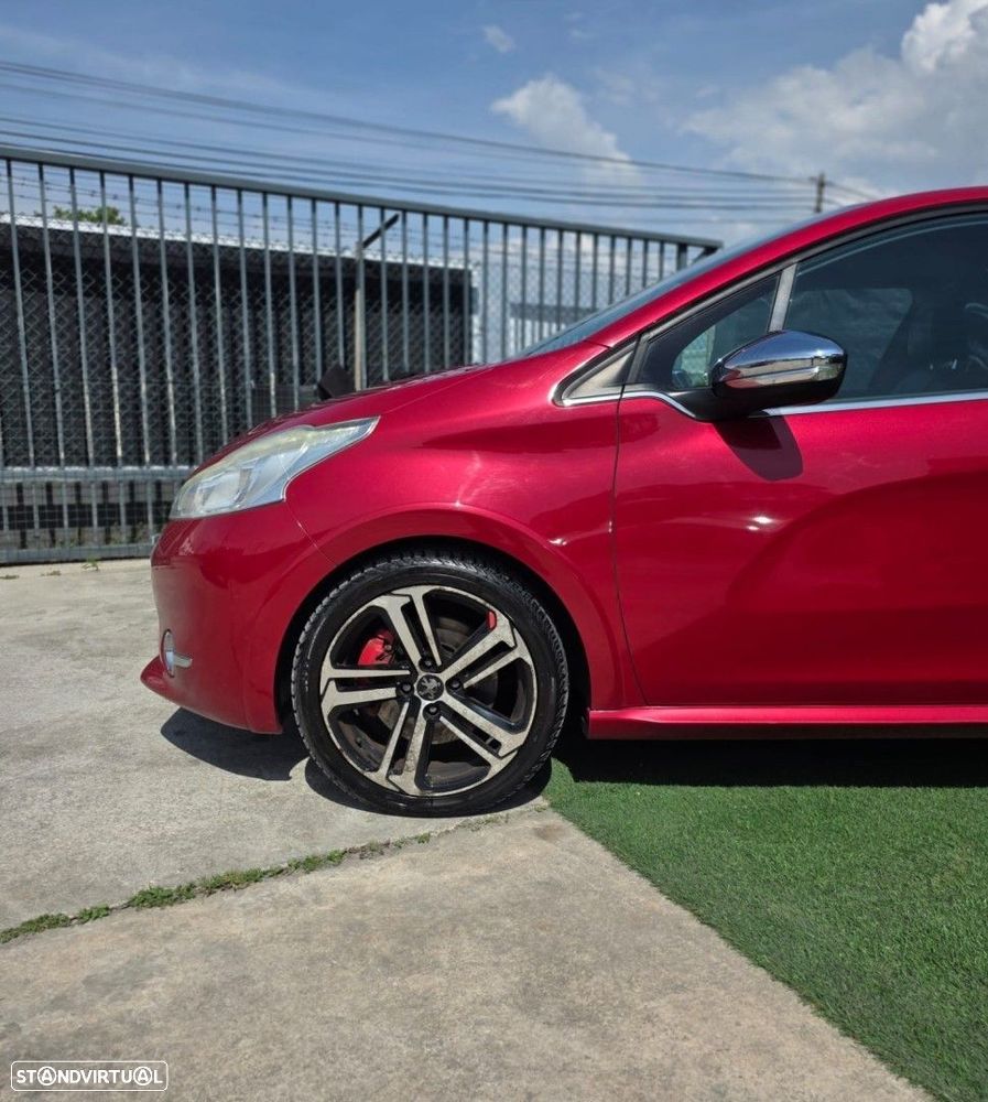Peugeot 208 1.6 THP GTi - 2