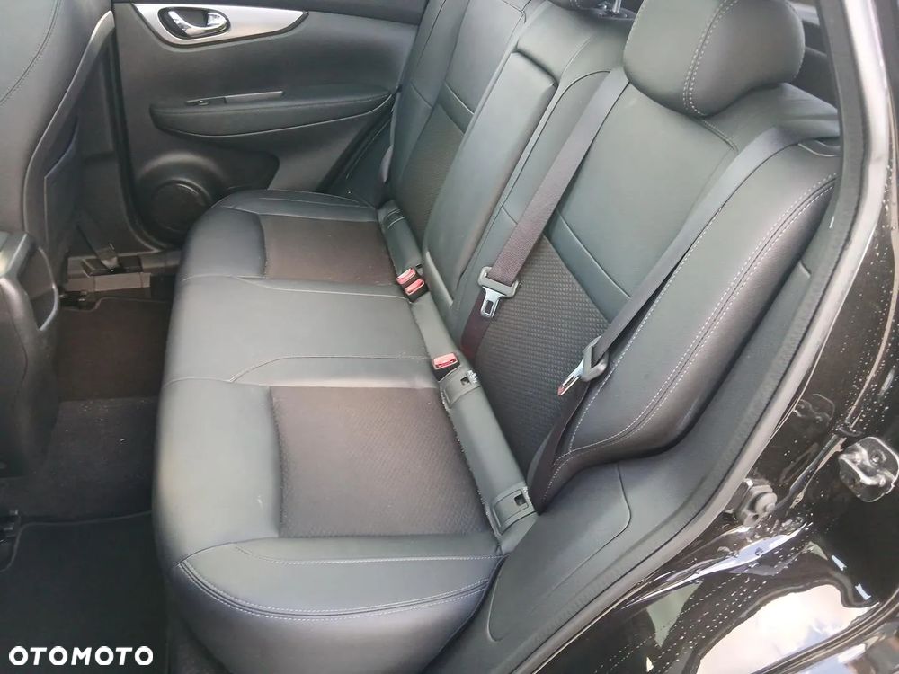Nissan Qashqai 1.3 DIG-T Tekna DCT - 31