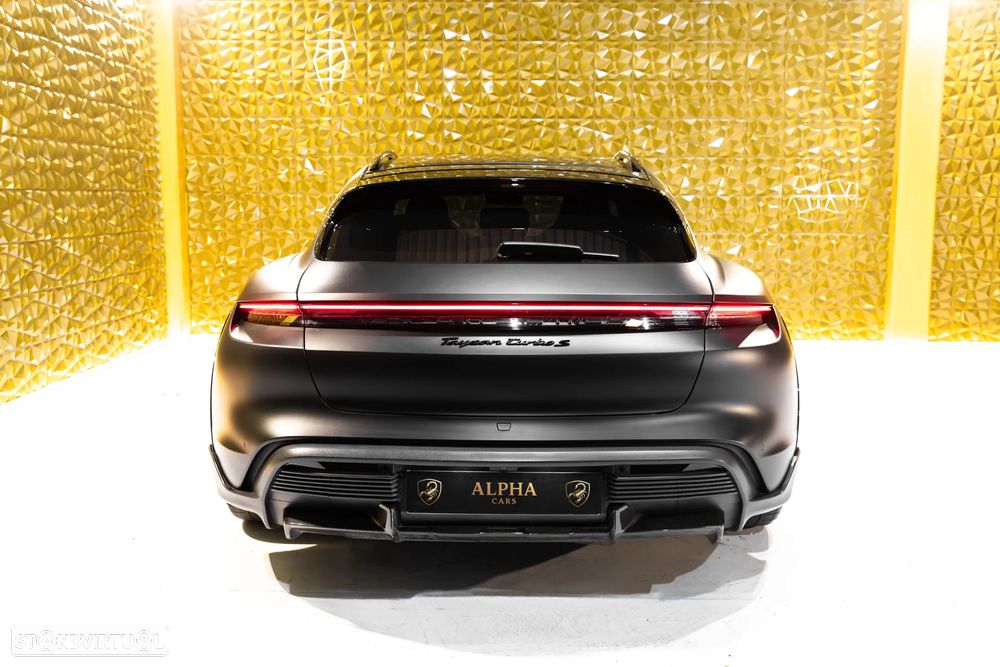 Porsche Taycan Cross Turismo Turbo S - 21
