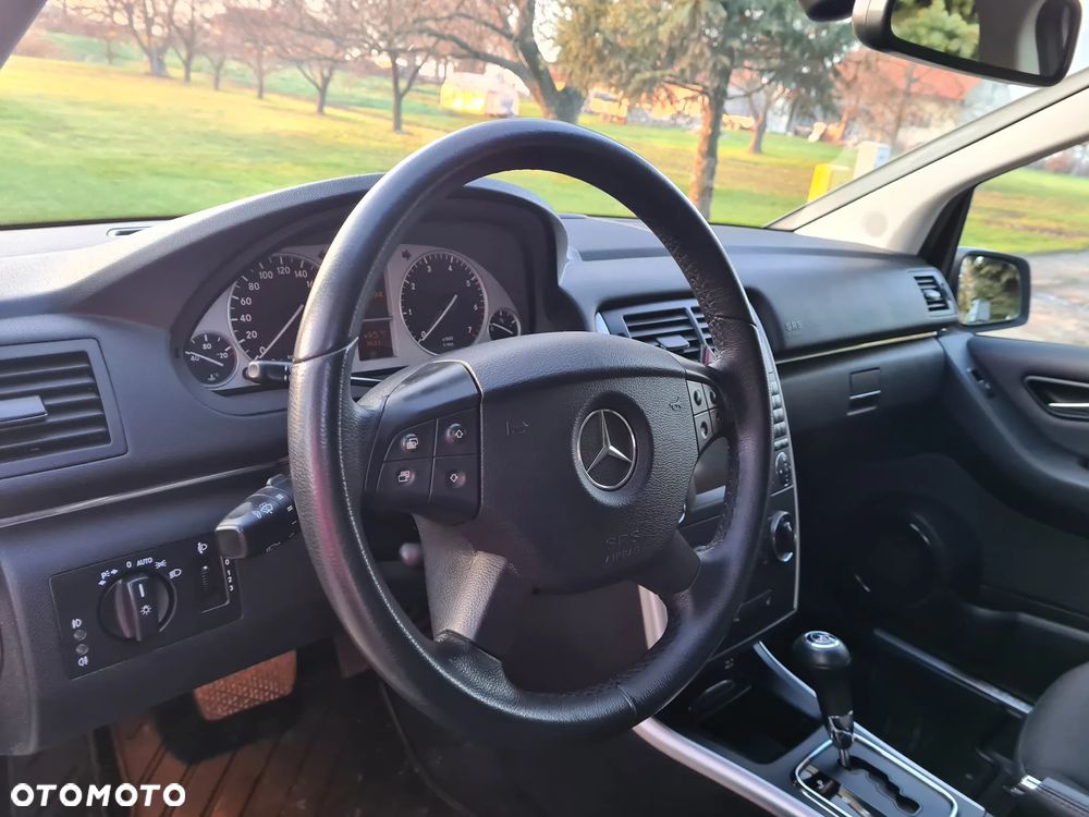Mercedes-Benz Klasa B - 13