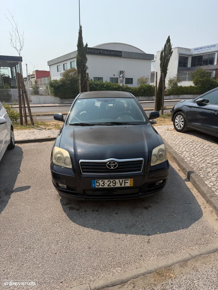 Toyota Avensis SD 2.0 D-4D - 1