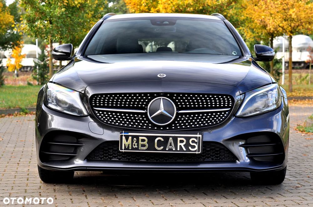 Mercedes-Benz Klasa C 300 9G-TRONIC AMG Line - 8