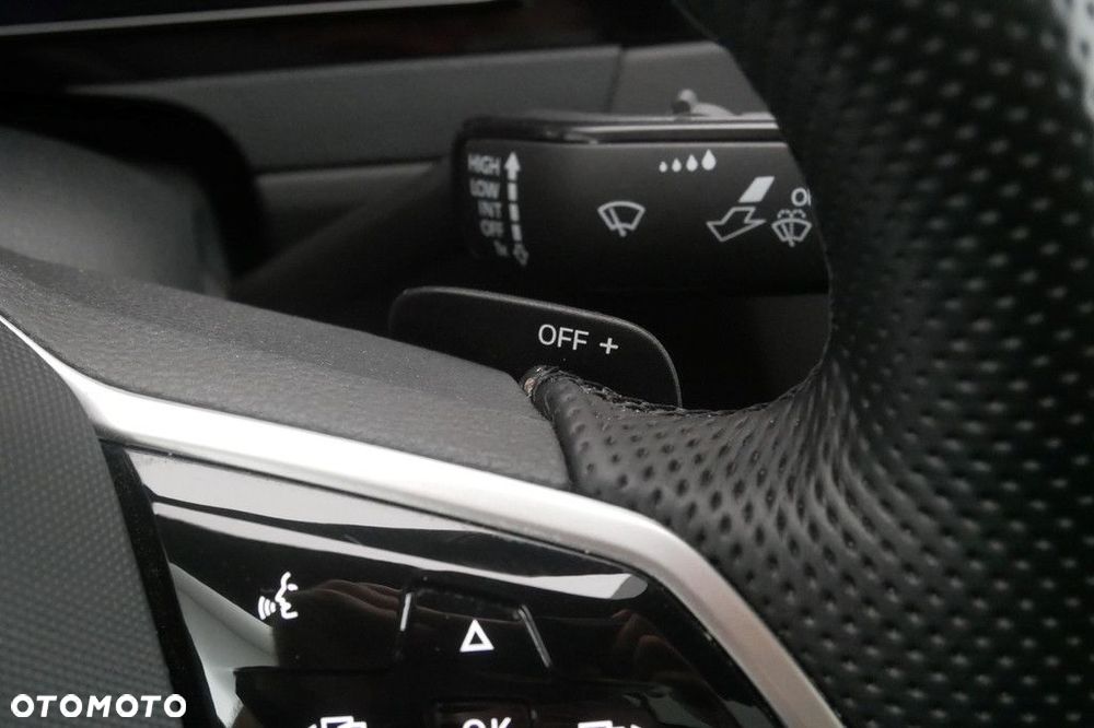Volkswagen Arteon 2.0 TSI R-Line DSG - 32