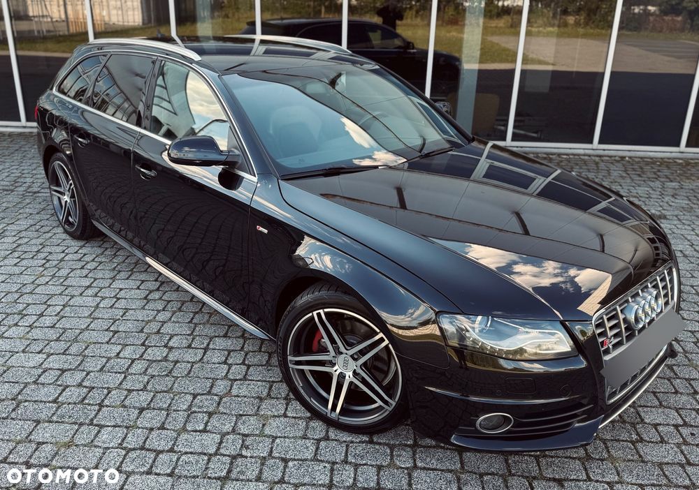 Audi A4 - 4