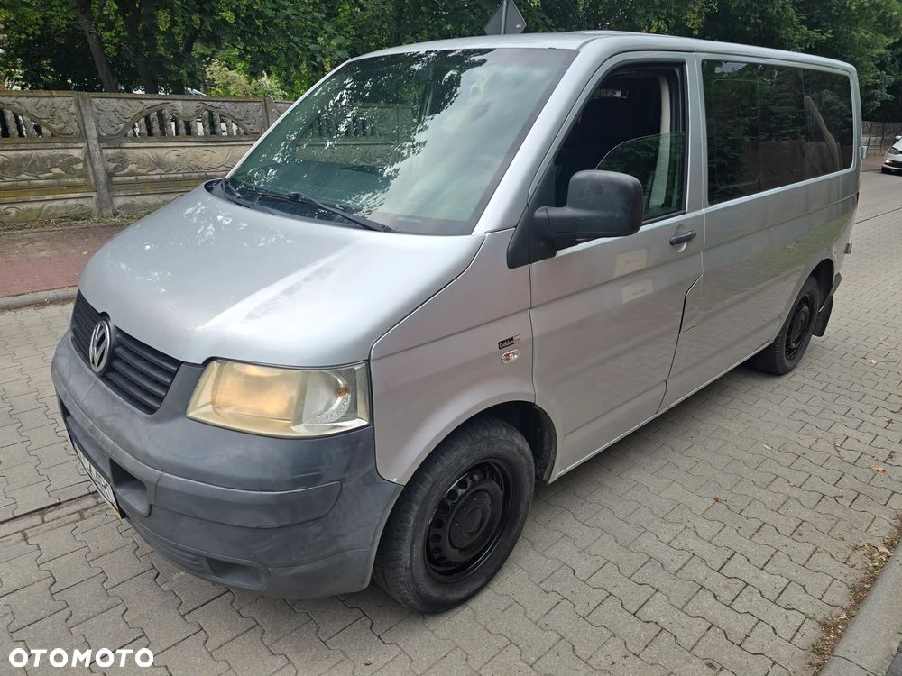 Volkswagen Transporter - 1