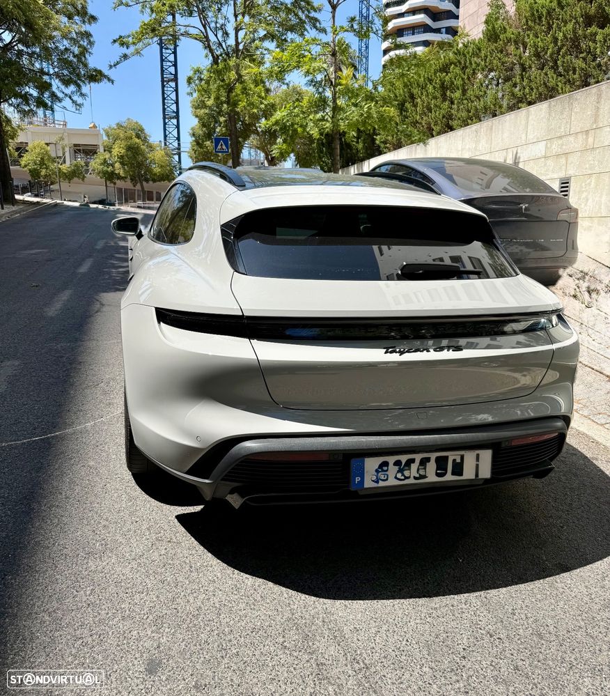 Porsche Taycan GTS — fotografia 4