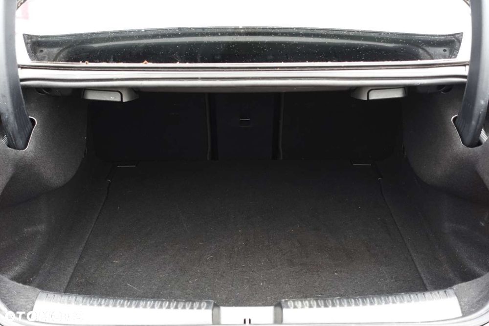 Mercedes-Benz CLA - 15