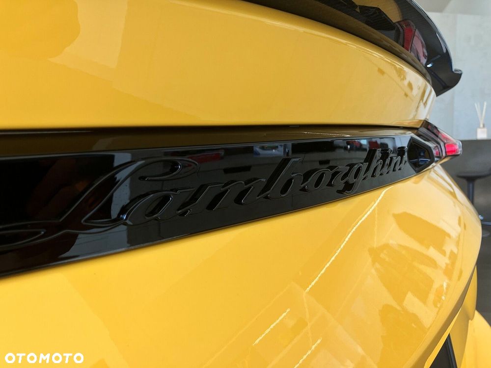 Lamborghini Urus - 29