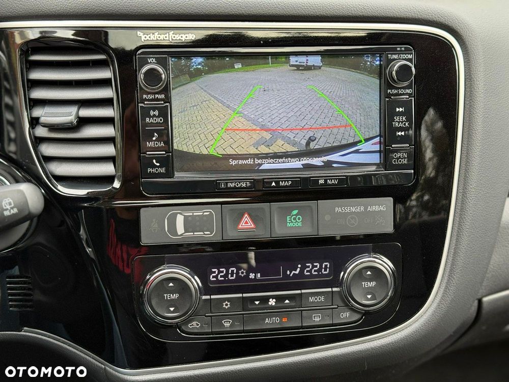 Mitsubishi Outlander - 31