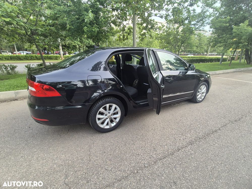 Skoda Superb 2.0 TDI Elegance DSG - 17