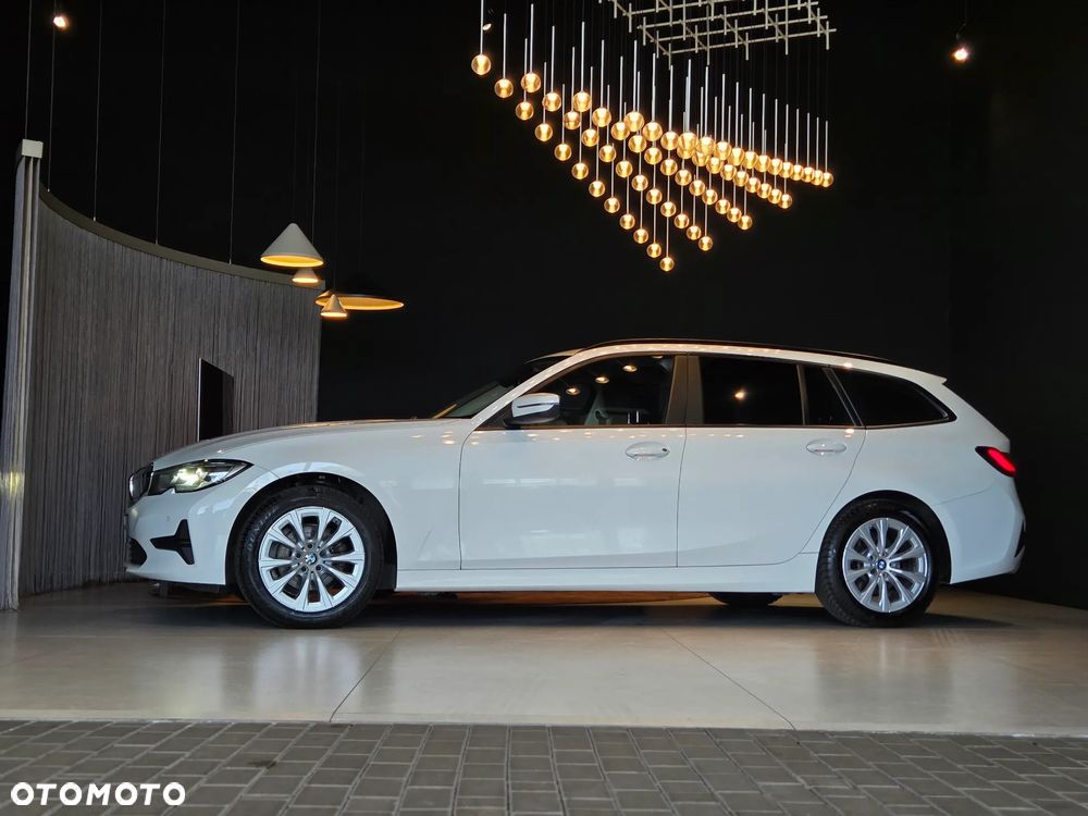 BMW Seria 3 318i Advantage - 3