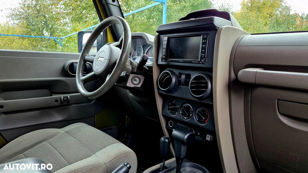 Jeep Wrangler - 7