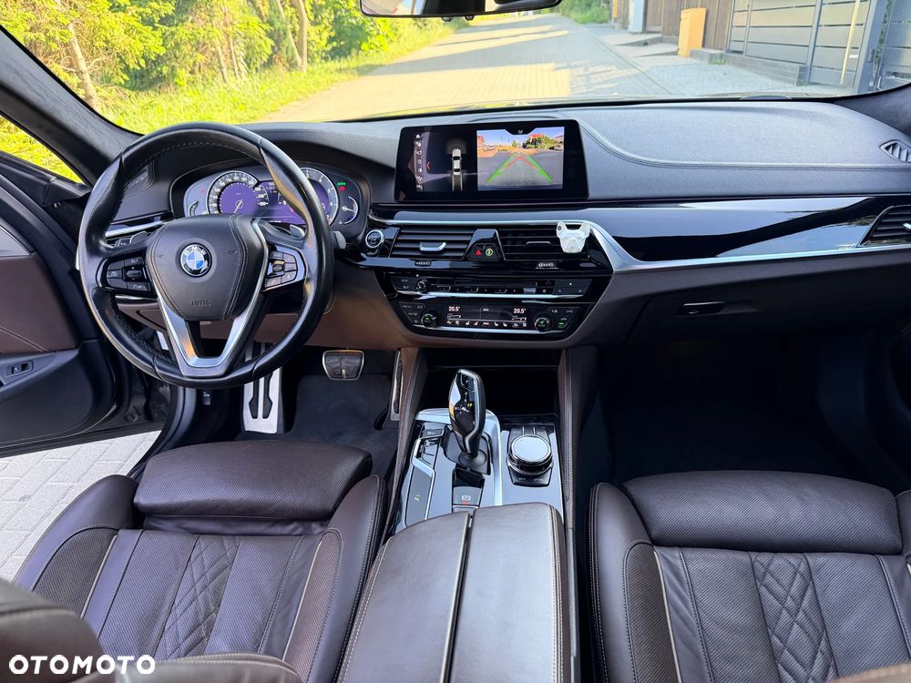 BMW Seria 5 530i xDrive M Sport sport - 22