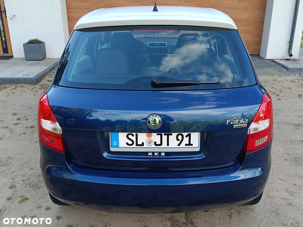 Skoda Fabia 1.2 HTP STYLE EDITION - 28