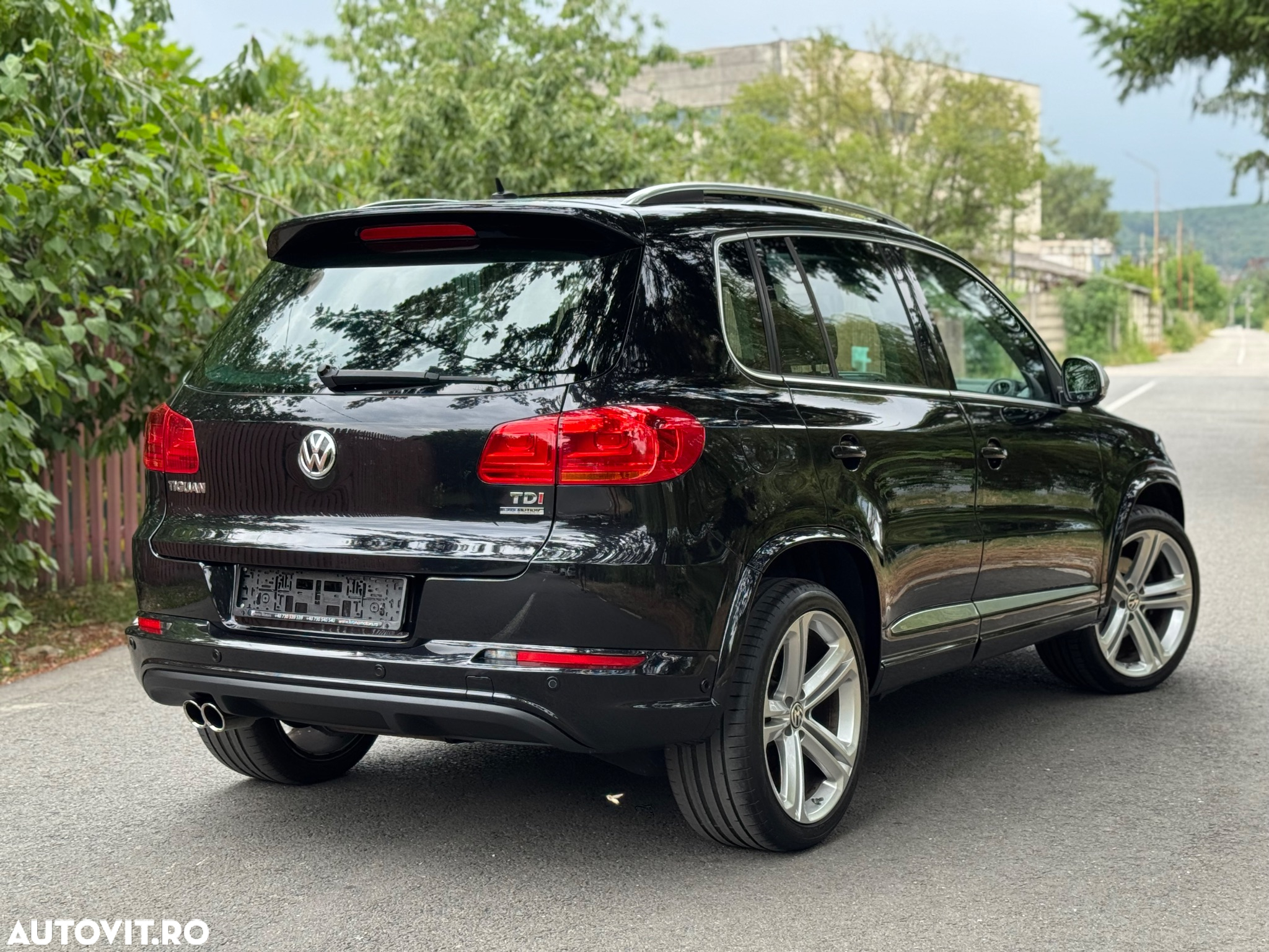 Volkswagen Tiguan 2.0 TDI DPF BlueMotion Technology Cup Sport & Style - 8