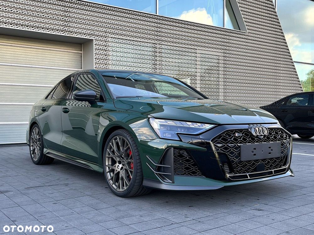 Audi RS3 Limousine - 33
