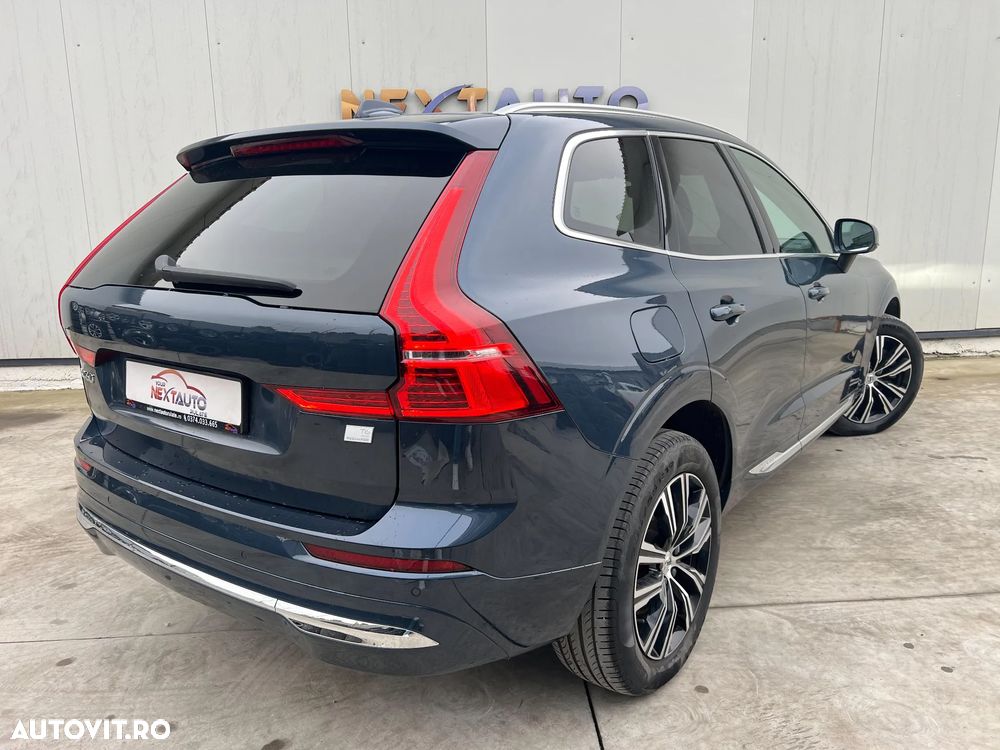 Volvo XC 60 T6 AWD Recharge Geartronic Inscription - 4