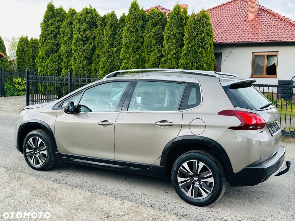 Peugeot 2008 BlueHDi 100 STOP & START Allure - 5