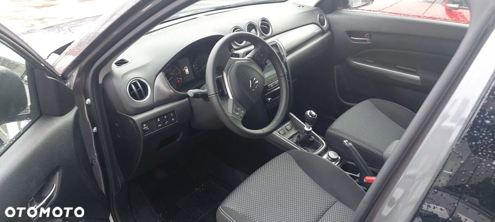 Suzuki Vitara - 7