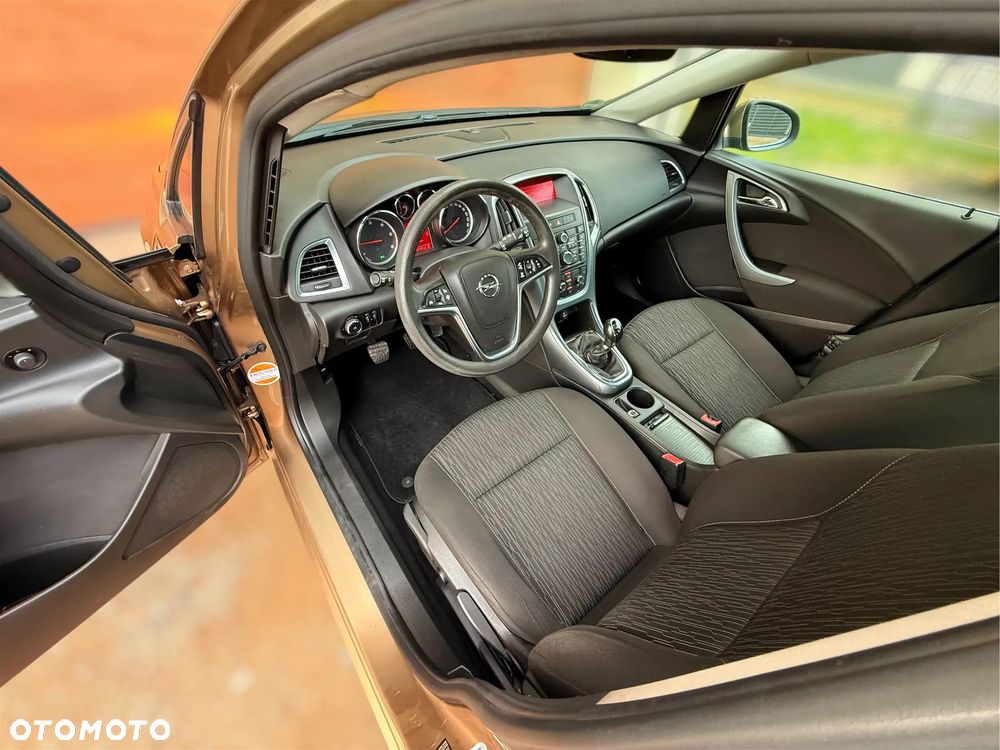 Opel Astra - 9