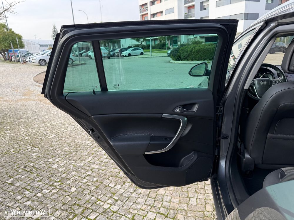 Opel Insignia Sports Tourer 2.0 CDTi Cosmo ecoFLEX - 14