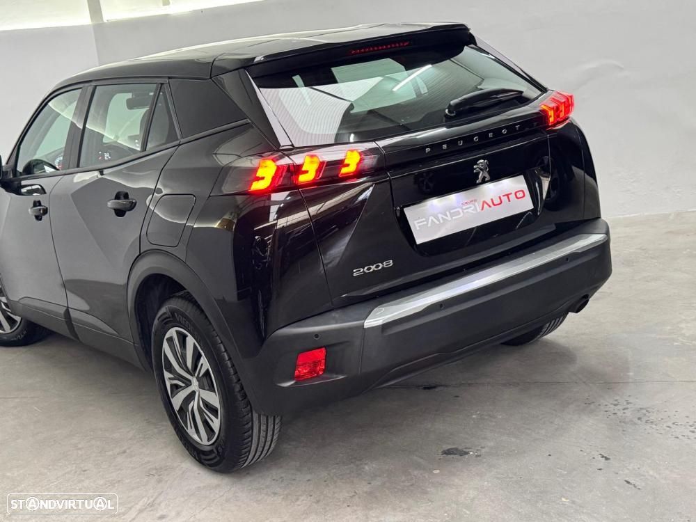 Peugeot 2008 1.2 PureTech Active Pack - 12