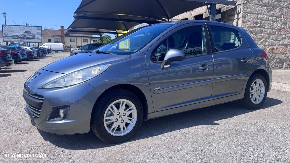 Peugeot 207 1.6 HDi Premium - 2