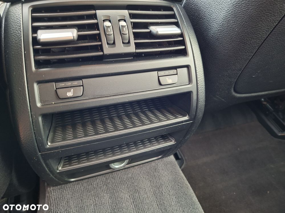 BMW Seria 5 520d xDrive Luxury Line - 37