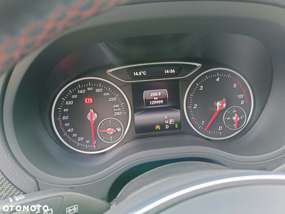 Mercedes-Benz Klasa B 200 (CDI) d 4Matic 7G-DCT AMG Line - 29