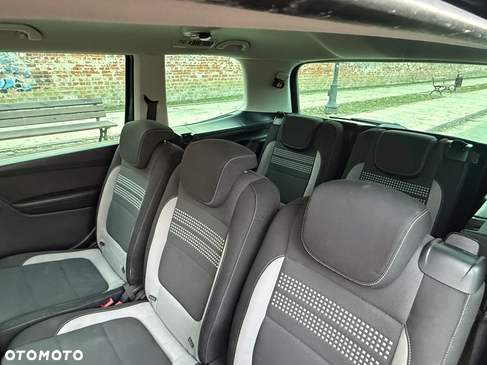 Volkswagen Sharan 2.0 TDI Trendline DSG - 17
