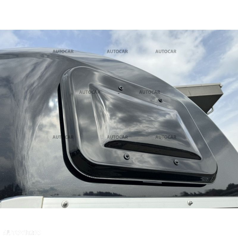 Autocar Remorca transport cai  Champion Esprit C cu camera pentru depozitare sa - 7