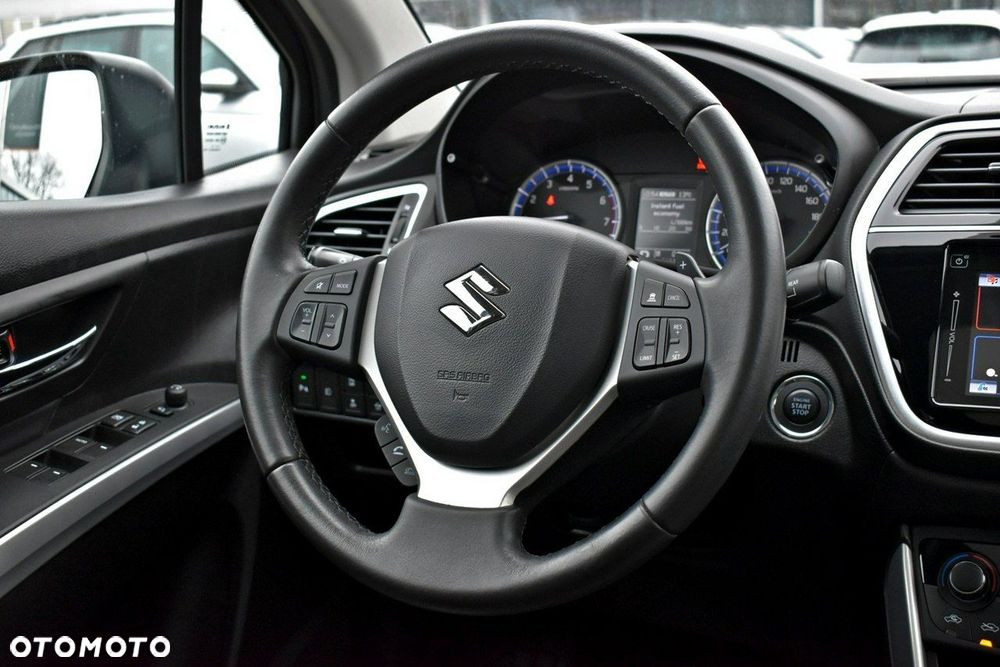 Suzuki SX4 S-Cross 1.4 T Premium 4WD - 19