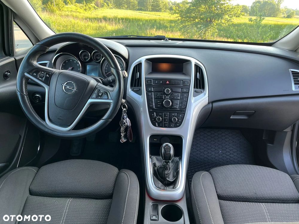 Opel Astra 1.6 Turbo Sport - 8