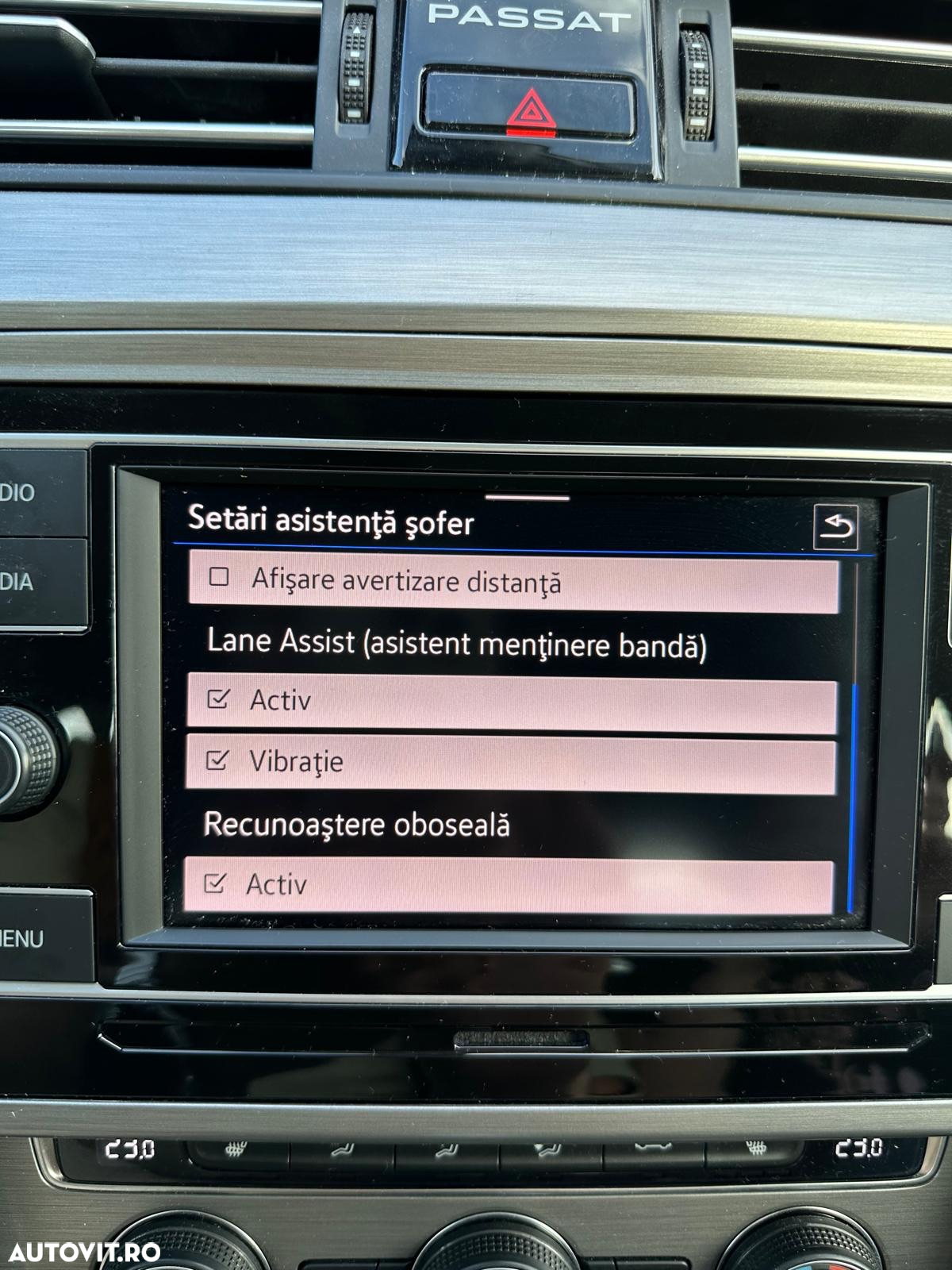 Volkswagen Passat - 32