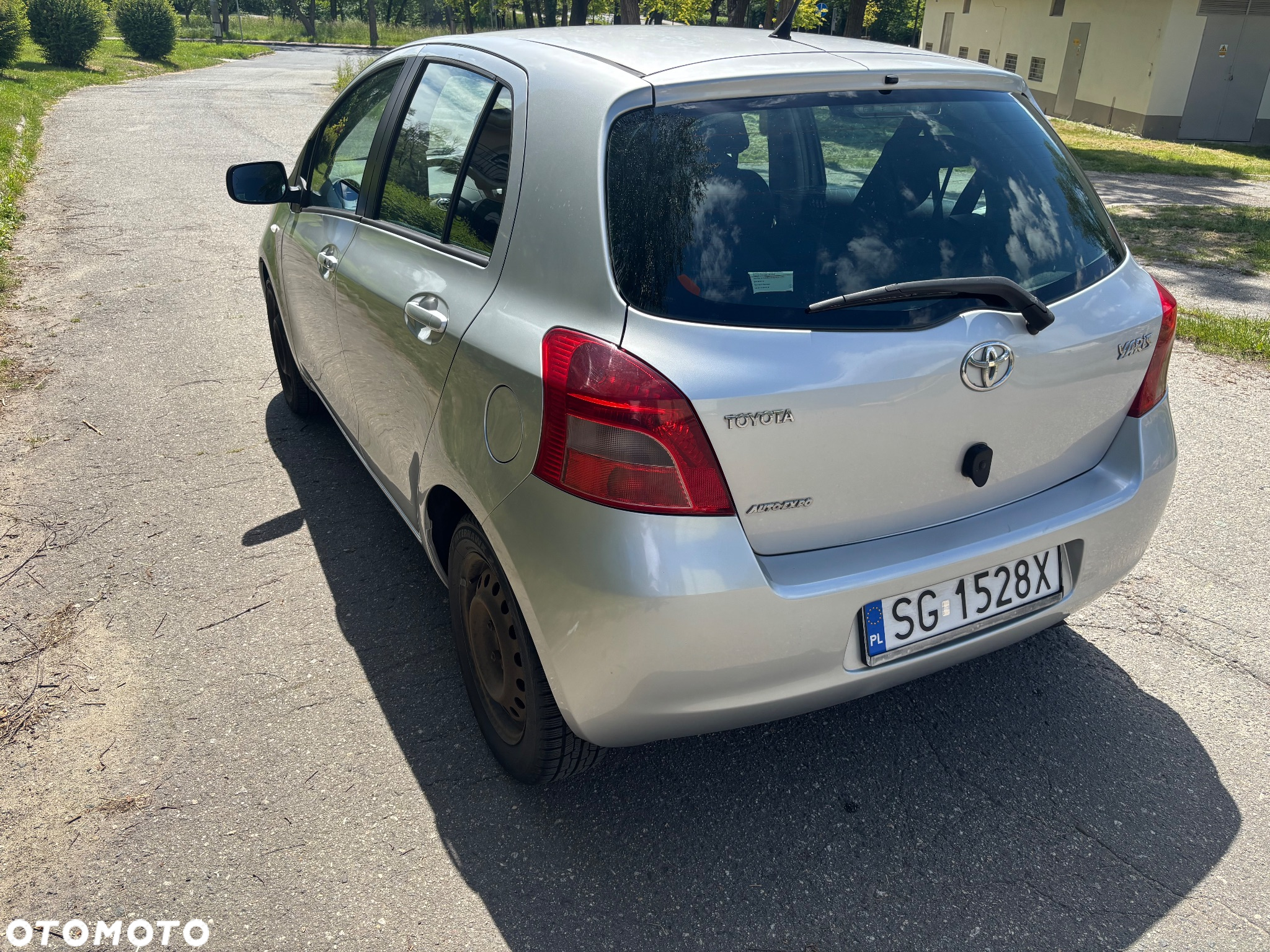 Toyota Yaris 1.3 - 5